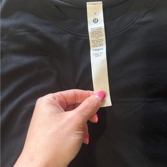 NWT Lululemon Ultralight Waist-Length T-Shirt Size 8 - Picture 5 of 7